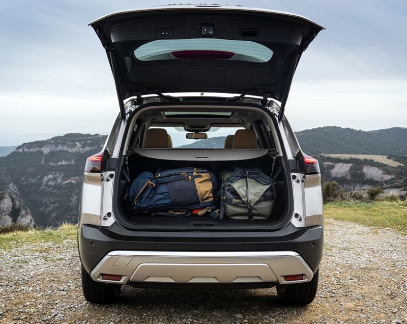 Nissan X-trail 1.5 e-4ORCE Tekna, Pearl White + SUN PACK