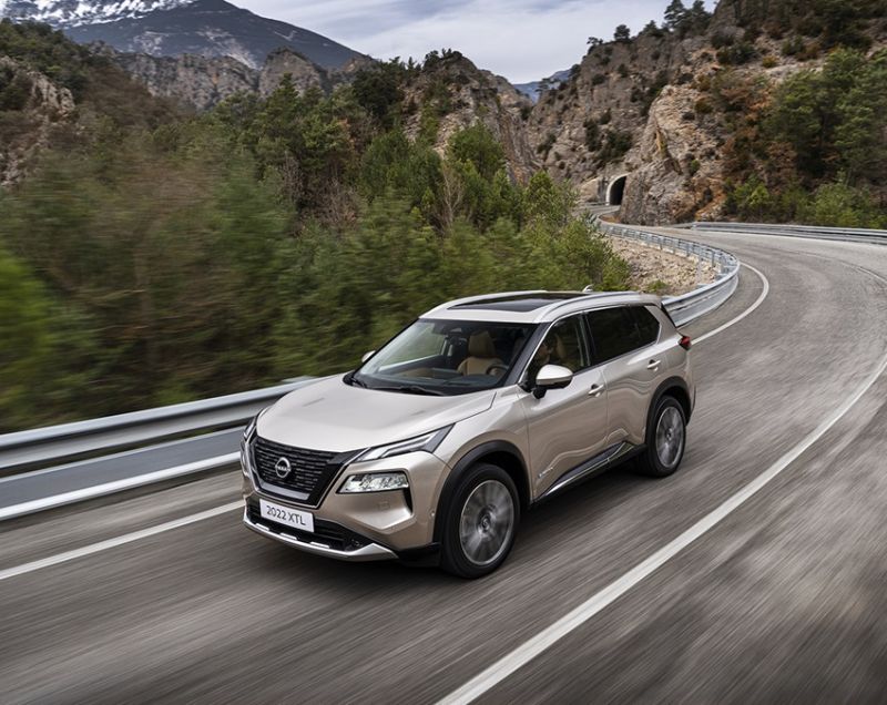 Nissan X-trail 1.5 e-4ORCE Tekna, Ceramic Grey + SUN PACK
