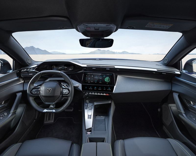 Peugeot 408 58kWh ev allure 157kW aut