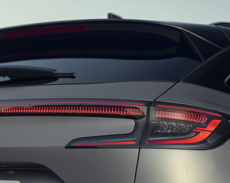 Renault Austral* 1.2 E-Tech hybrid 200 techno esprit Alpine, Noir Etoile + Pack advanced driving assist Renault Austral* 1.2 E-Tech hybrid 200 techno esprit Alpine, Noir Etoile + Pack advanced driving assist