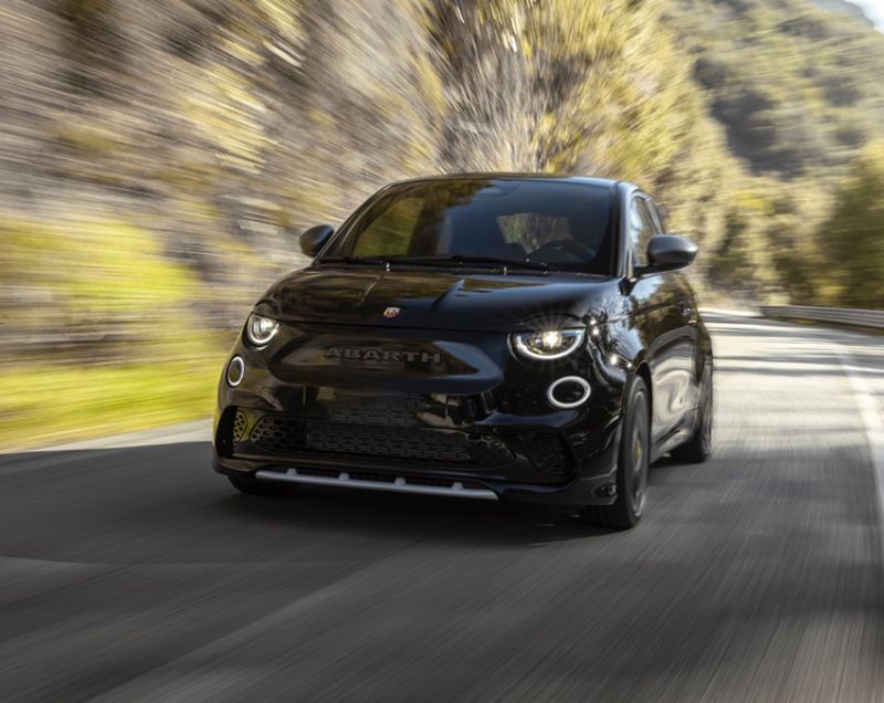 Abarth 500E 42kWh ev urban 114kW aut