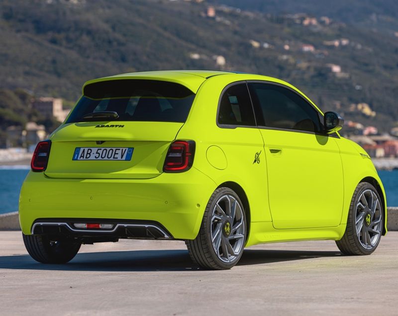 Abarth 500E 42kWh ev urban 114kW aut