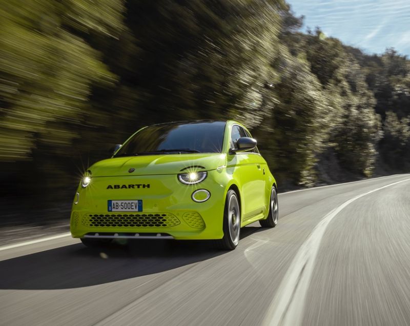 Abarth 500E 42kWh ev urban 114kW aut