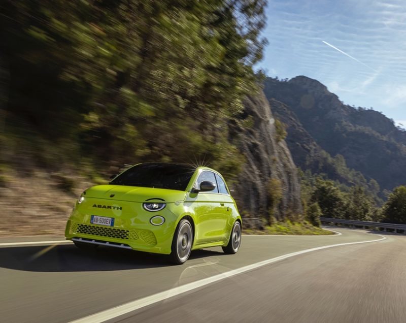 Abarth 500E 42kWh ev urban 114kW aut
