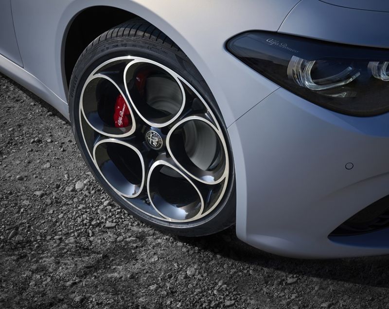 Alfa Romeo Giulia 2.9 v6 quadrifoglio rwd 382kW aut