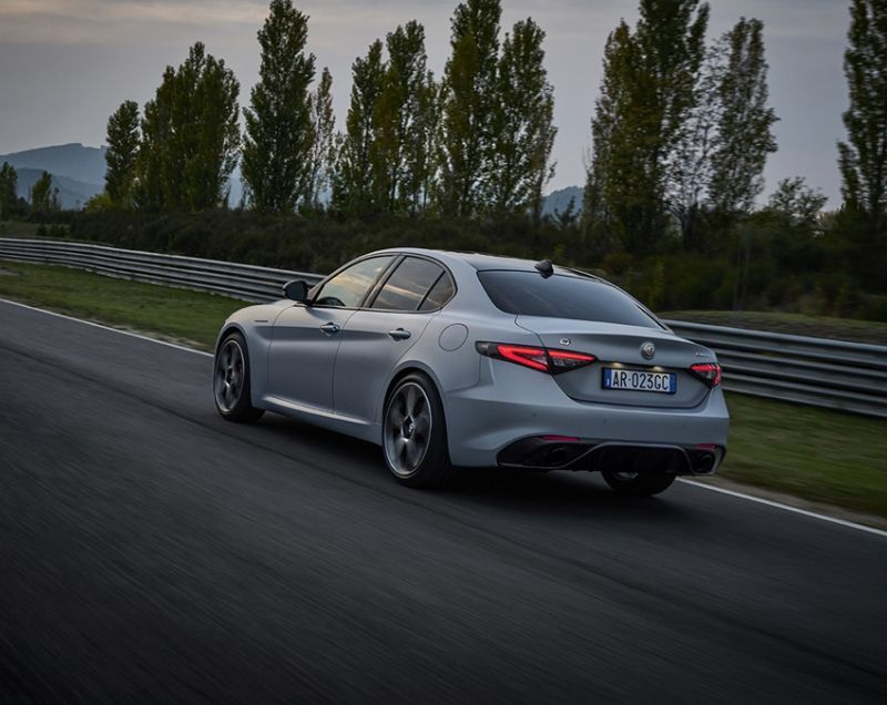 Alfa Romeo Giulia 2.0gme 280 Veloce AWD