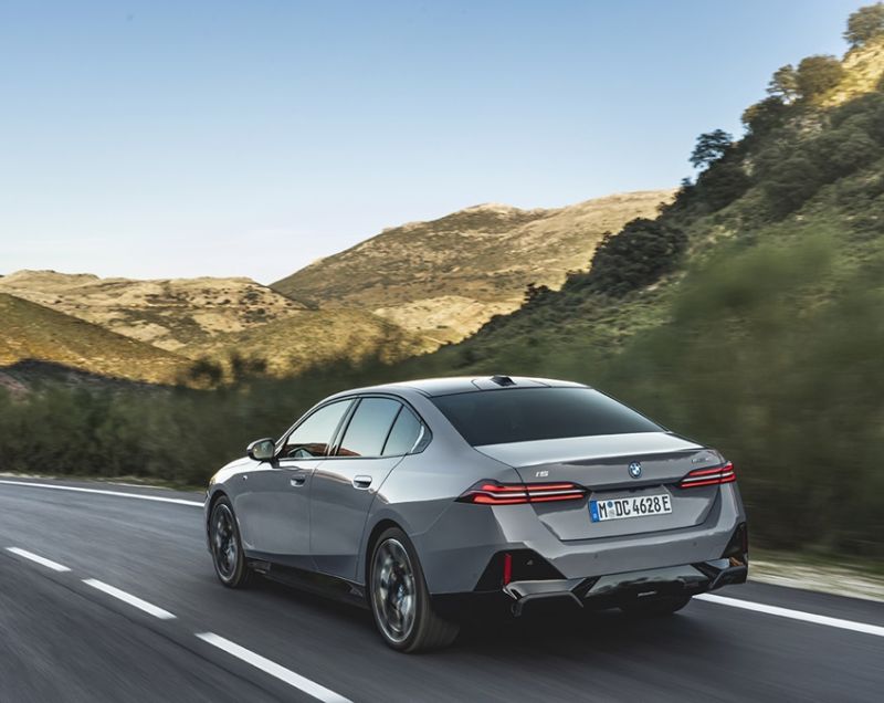 BMW i5 81.2kWh eDrive40