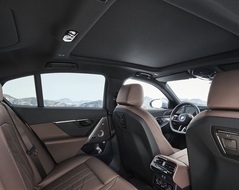 BMW i5 81.2kWh eDrive40