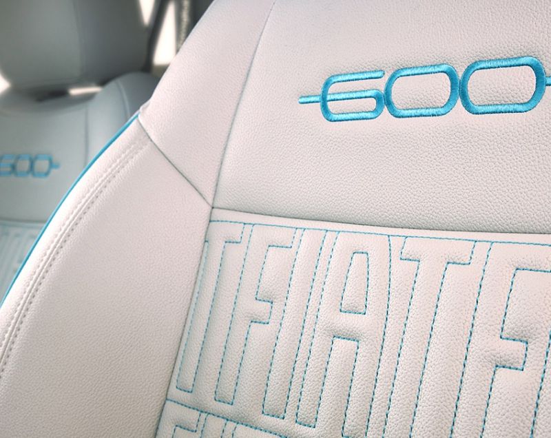 Fiat 600 54kWh RED INCL ADAPTIVE CRUISE CONTROL