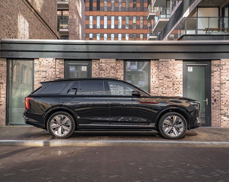Hongqi E-HS9 120kWh ev president limited 6p 4wd 405kW aut