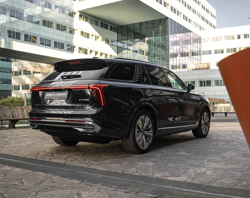 Hongqi E-HS9 120kWh ev president limited 6p 4wd 405kW aut