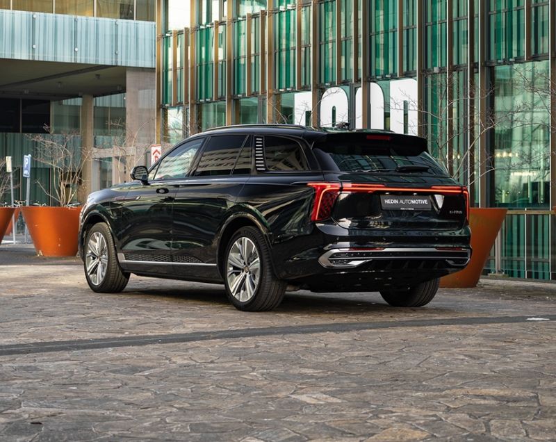 Hongqi E-HS9 120kWh ev president limited 6p 4wd 405kW aut