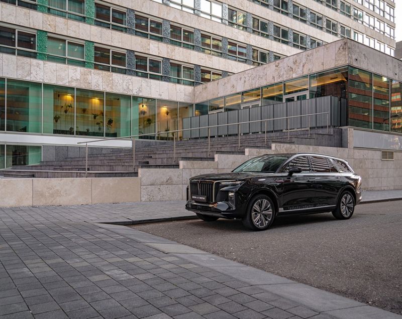 Hongqi E-HS9 120kWh ev president limited 6p 4wd 405kW aut