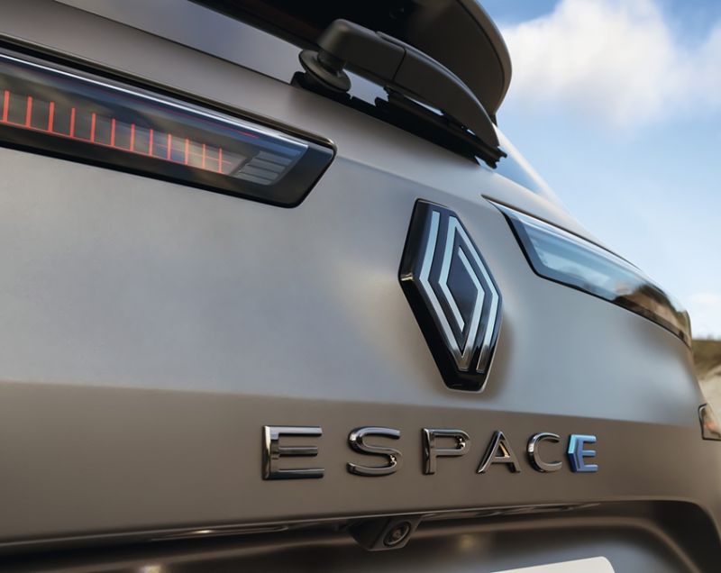 Renault Espace* 1.2 full hybrid E-Tech 200 esprit Alpine 5-zits, Bleu Nocturne Renault Espace* 1.2 full hybrid E-Tech 200 esprit Alpine 5-zits, Bleu Nocturne