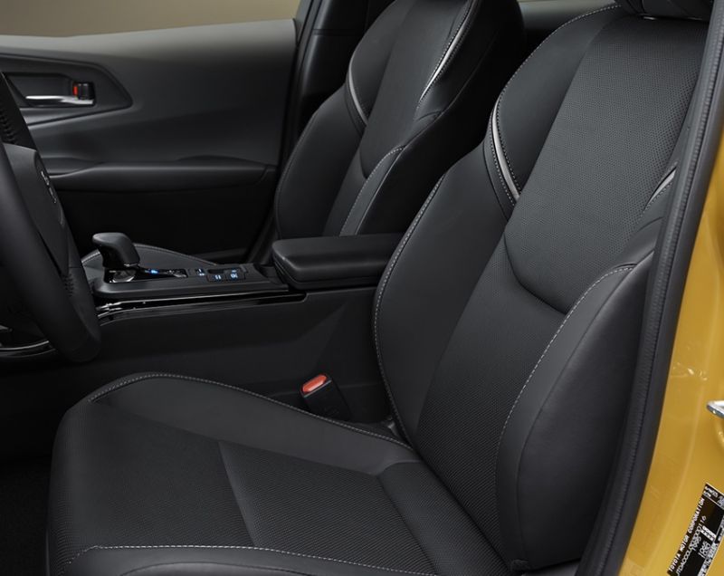 Toyota Prius 2.0 Plug-in Hybrid Dynamic