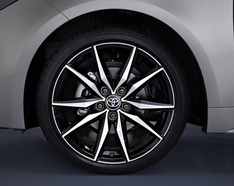 Toyota Corolla 1.8 hev comfort 103kW aut Toyota Corolla 1.8 hev comfort 103kW aut