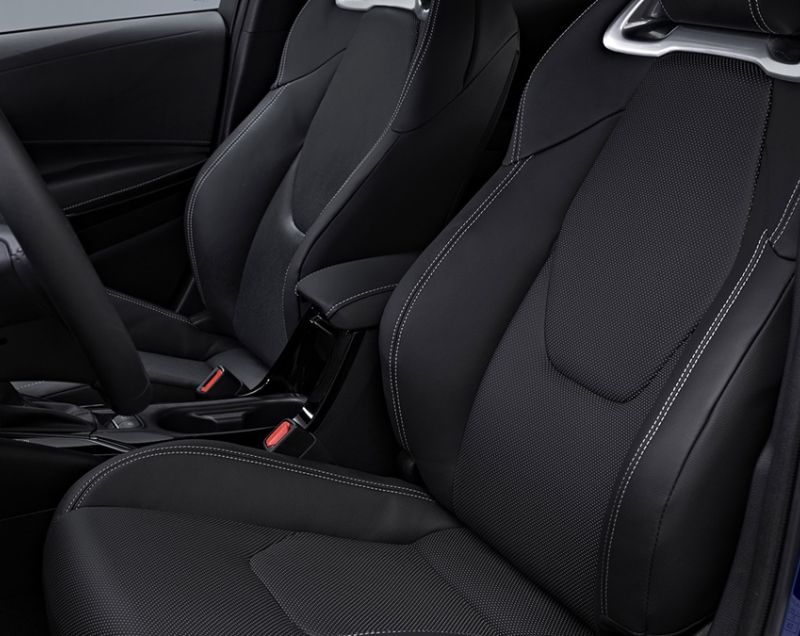 Toyota Corolla Touring Sports 1.8 Hybrid Business - AANRADER
