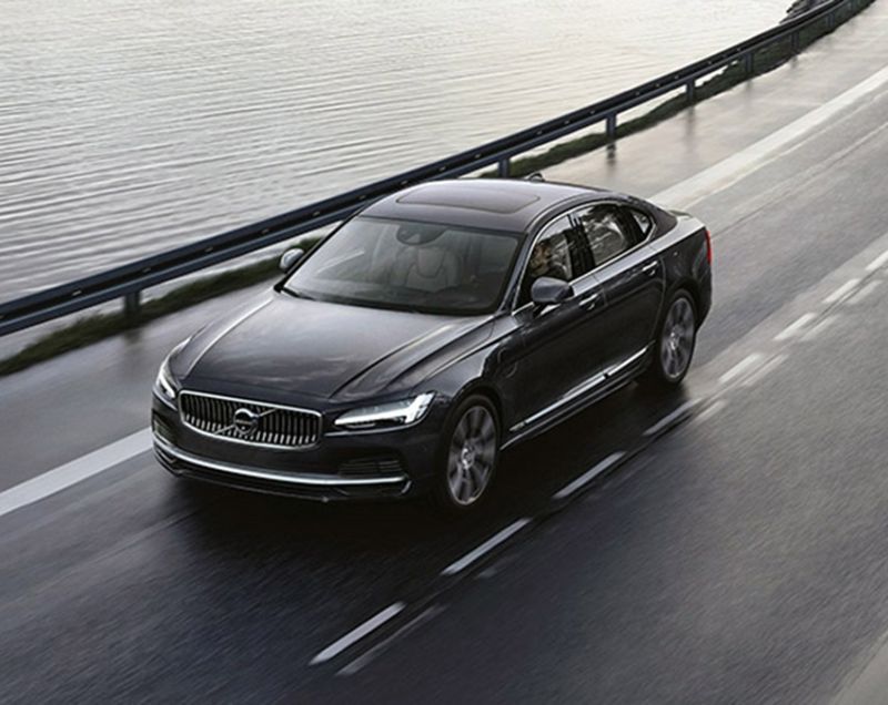 Volvo S90 2.0t8 Plug-in Hybrid T8 AWD Core Bright