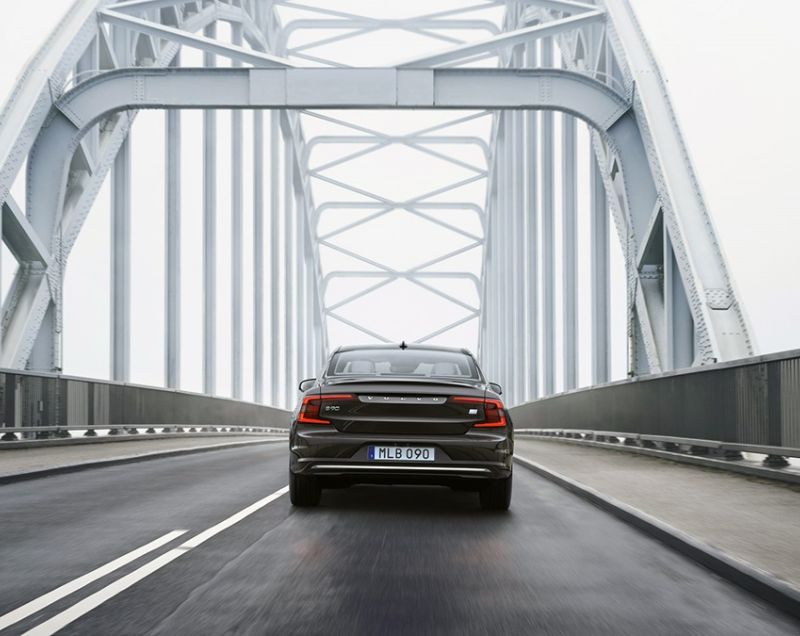 Volvo S90 2.0t8 Plug-in Hybrid T8 AWD Core Bright