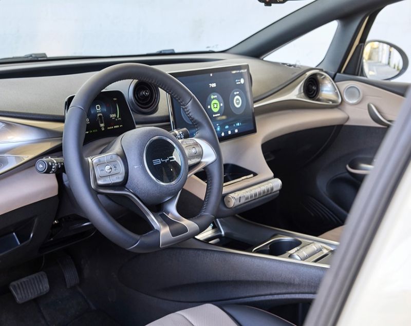 Byd Dolphin 60.4kWh ev design 150kW aut