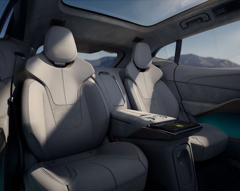 Lotus Eletre 112kWh 4WD, Kaimu Grijs + HOMELINK/INTELLIGENT GLAZEN DAK