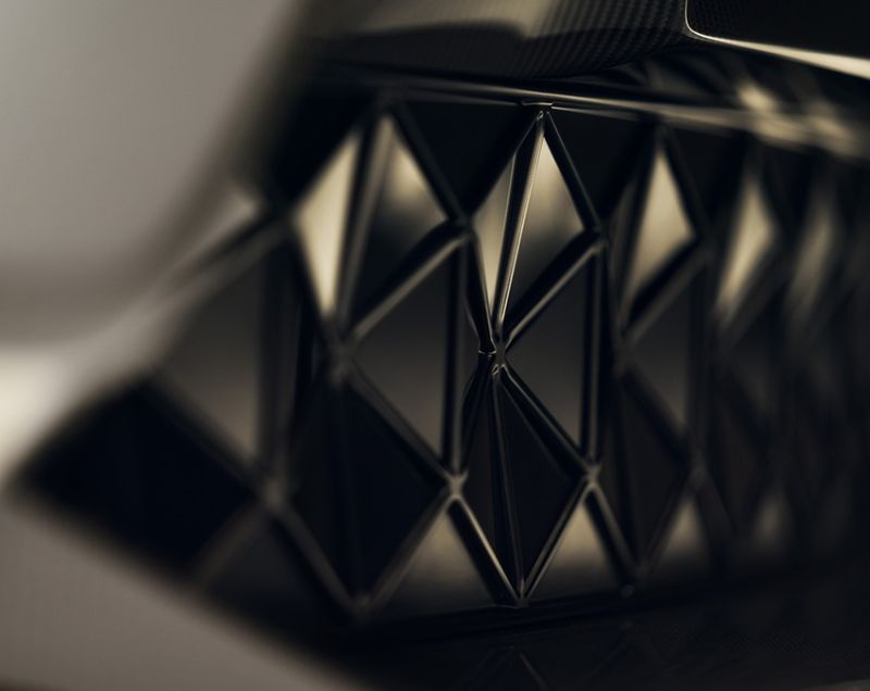 Lotus Eletre 112kWh ev s awd 450kW aut