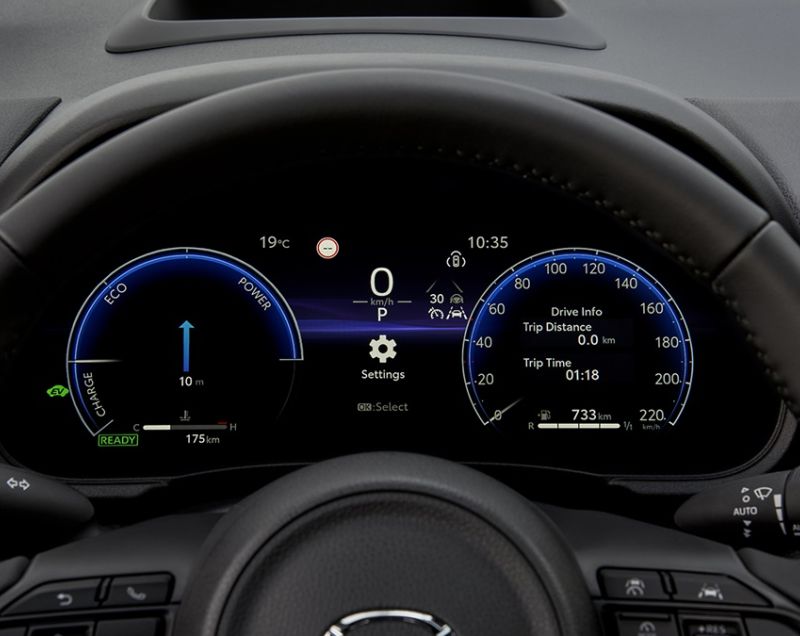 Mazda 2 Hybrid 1.5 hev centre-line 85kW aut Mazda 2 Hybrid 1.5 hev centre-line 85kW aut