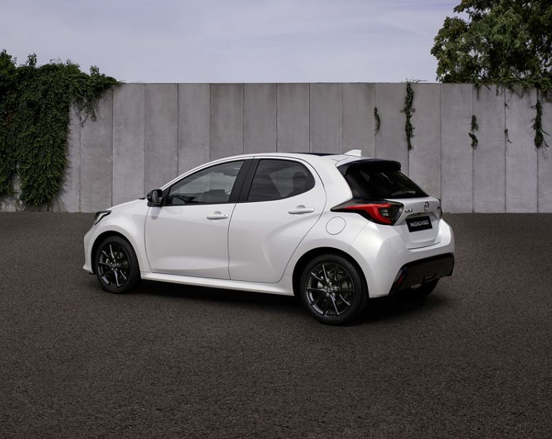 Mazda 2 Hybrid 1.5 hev prime-line 85kW aut Mazda 2 Hybrid 1.5 hev prime-line 85kW aut