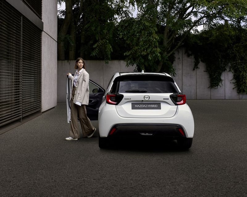 Mazda 2 Hybrid 1.5 hev prime-line 85kW aut Mazda 2 Hybrid 1.5 hev prime-line 85kW aut