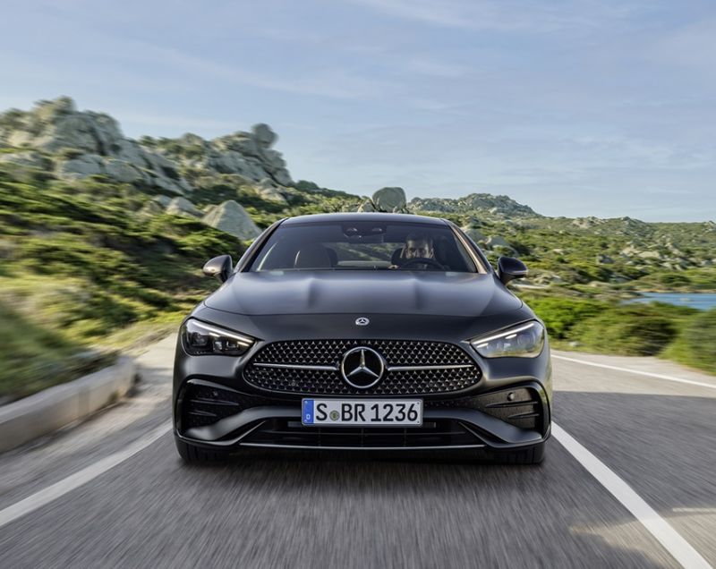 Mercedes-Benz CLE Coupe 450 mhev amg line 4matic 297kW 9g-tronic aut Mercedes-Benz CLE Coupe 450 mhev amg line 4matic 297kW 9g-tronic aut