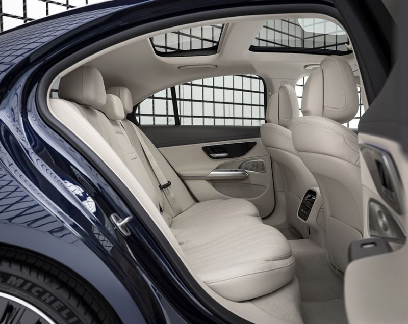 Mercedes-Benz E-klasse 450 mhev amg line 4matic 280kW 9g-tronic aut