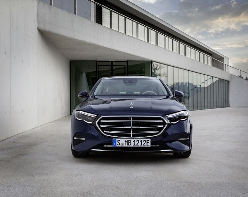 Mercedes-Benz E-klasse 450d mhev amg line 4matic 270kW 9g-tronic aut