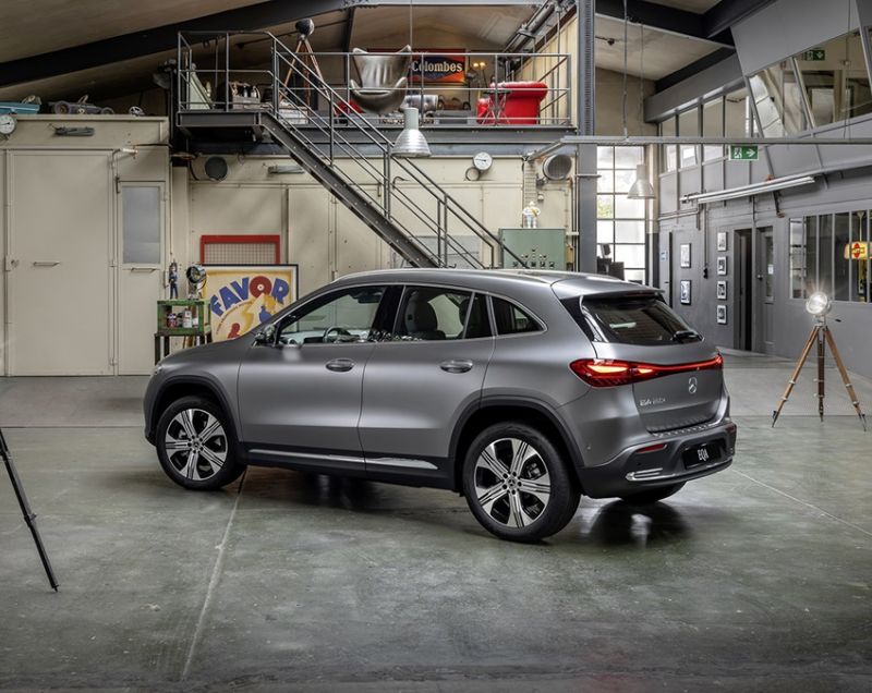 Mercedes-Benz EQA 70.5kWh 250+ Business Solution Mercedes-Benz EQA 70.5kWh 250+ Business Solution