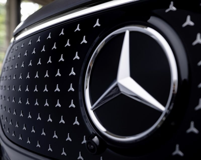 Mercedes-Benz EQB 70.5kWh 250+ Business Solution AMG, Berggrijs + DERDE ZITRIJ