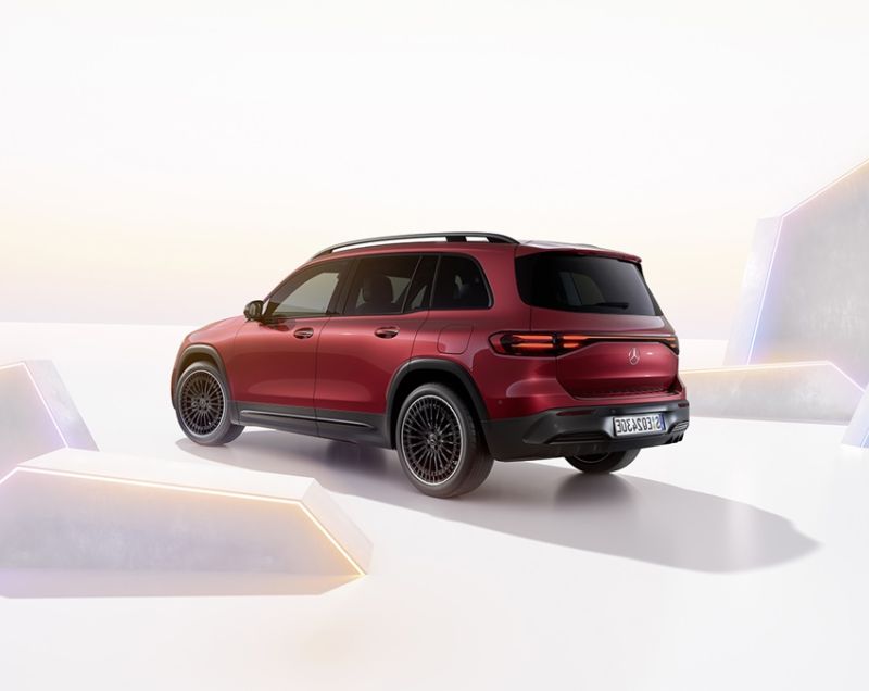 Mercedes-Benz EQB 70.5kWh 250+ Business Solution AMG, Hightech zilver + DERDE ZITRIJ