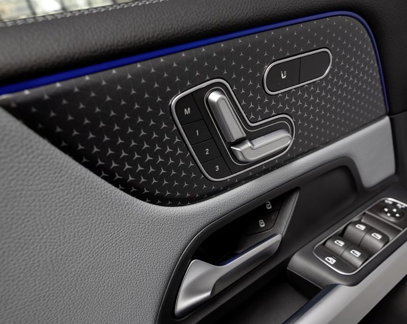 Mercedes-Benz EQB 70.5kWh 250+ Business Solution AMG, Hightech zilver + DERDE ZITRIJ