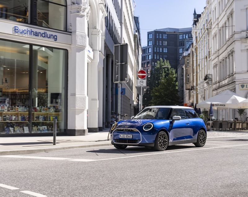 Mini Cooper Electric 53.5kWh Cooper SE John Cooper Works - LONG RANGE VERSIE