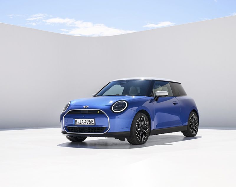 Mini Cooper Electric 53.5kWh Cooper SE John Cooper Works - LONG RANGE VERSIE