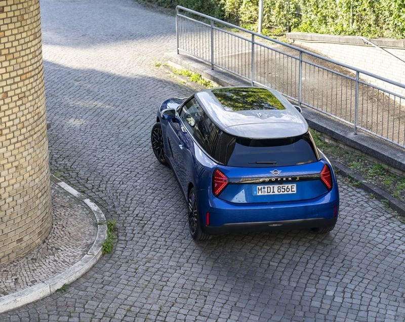 Mini Cooper Electric 53.5kWh Cooper SE John Cooper Works - LONG RANGE VERSIE