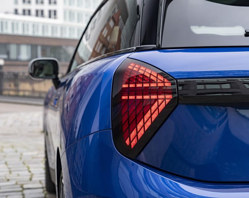 Mini Cooper Electric 40.7kWh Cooper E - ESSENTIAL UITVOERING