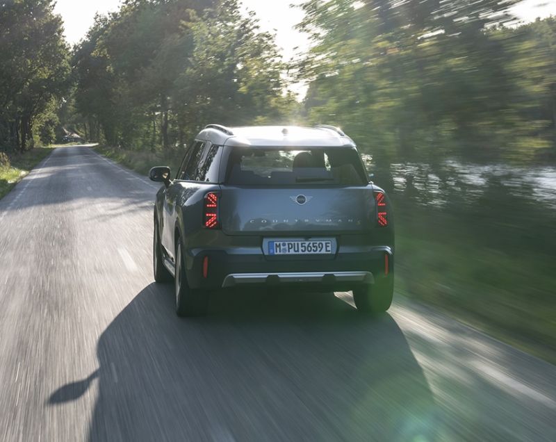 Mini Countryman 64.6kWh SE John Cooper Works, Midnight Black + 20 INCH VELGEN / PAKKET L