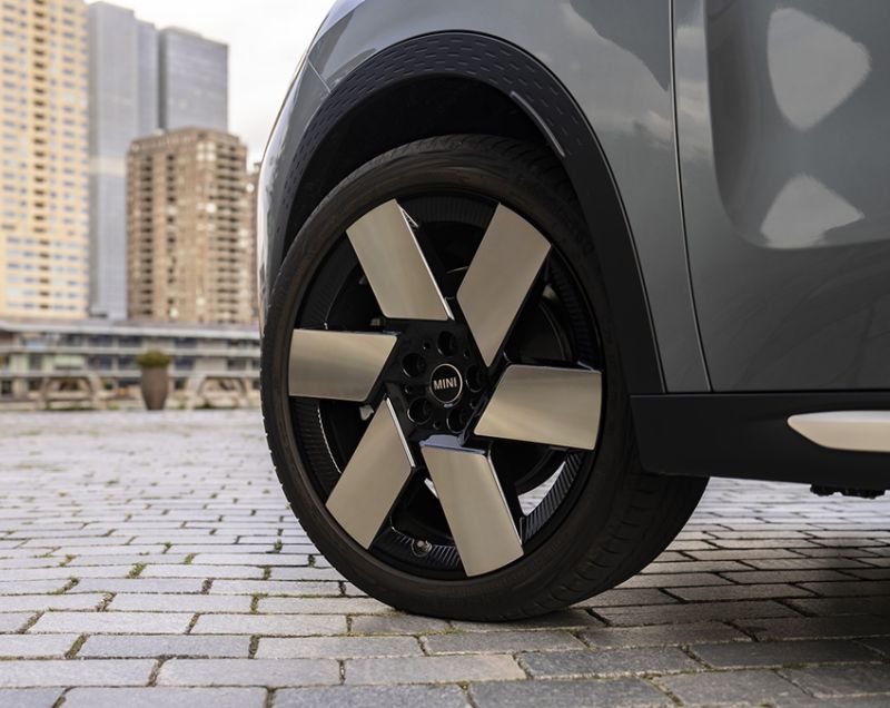 Mini Countryman 64.6kWh SE John Cooper Works, Midnight Black + 20 INCH VELGEN / PAKKET L