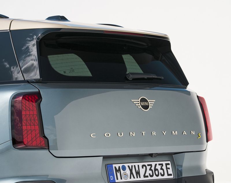 Mini Countryman 64.6kWh SE John Cooper Works, Midnight Black + 20 INCH VELGEN / PAKKET L