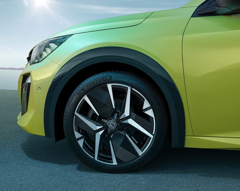 Peugeot 208 1.2 PureTech 75 Style, Noir Perla Nera - SNEL LEVERBAAR