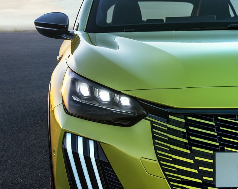 Peugeot 208 1.2 Hybrid 110 Allure automaat