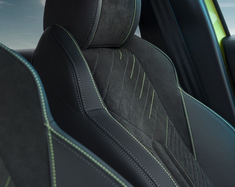 Peugeot 208 1.2 Hybrid 110 Allure automaat