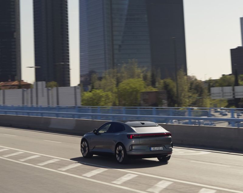Polestar Polestar 4 100kWh ev dual long range plus awd 400kW aut