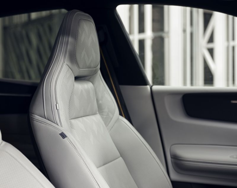 Polestar Polestar 4 100kWh Long Range Dual Motor