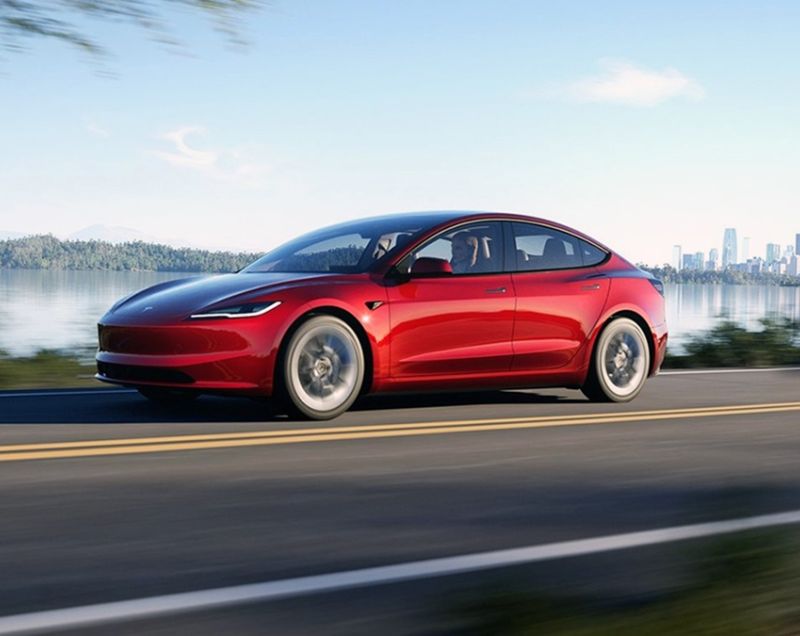 Tesla Model 3 55kWh RWD Diamond Black