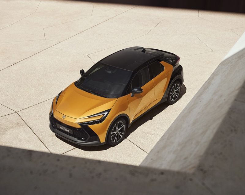 Toyota C-HR 2.0 phev active 164kW cvt aut